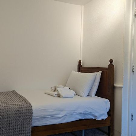 Dover Town Rooms - Short Lets & Serviced Accommodation - Douvres Extérieur photo