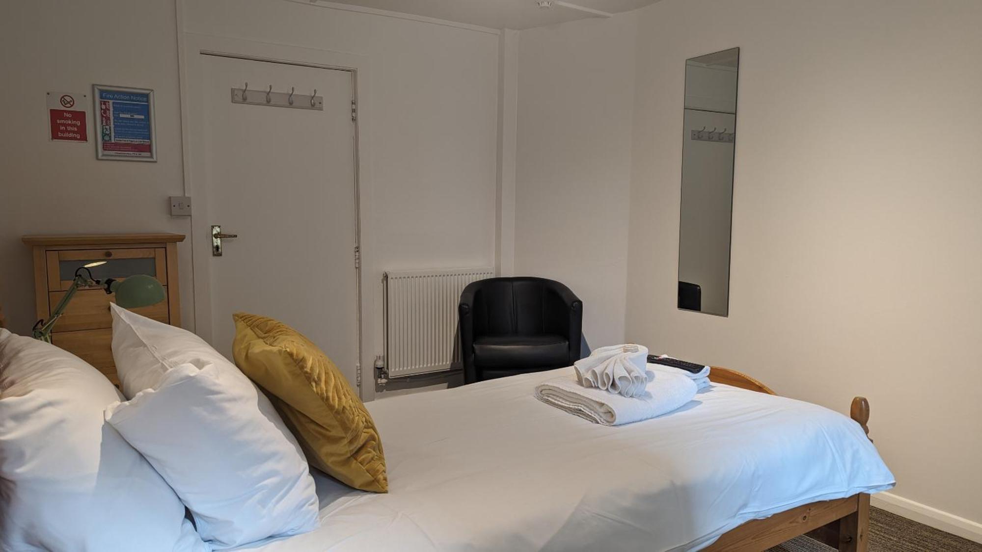 Dover Town Rooms - Short Lets & Serviced Accommodation - Douvres Extérieur photo