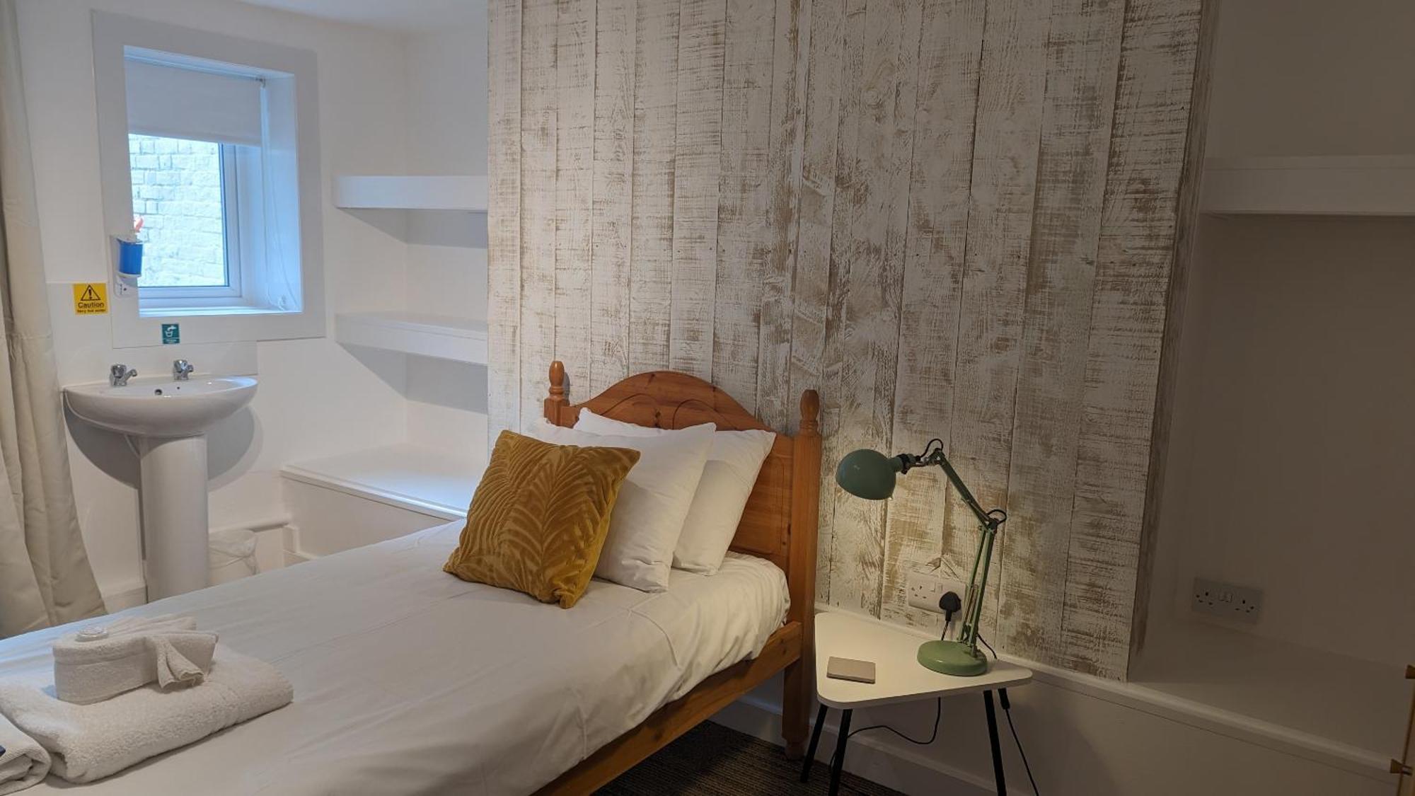 Dover Town Rooms - Short Lets & Serviced Accommodation - Douvres Extérieur photo